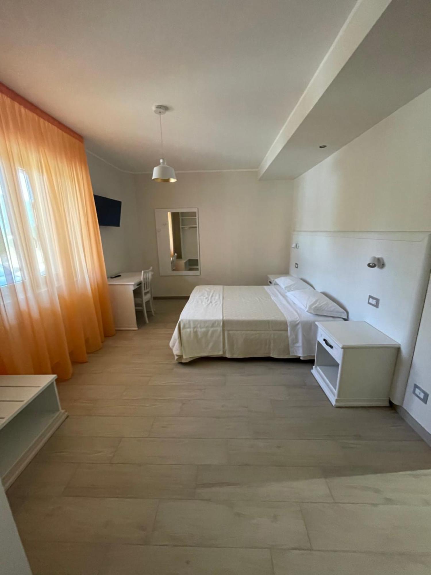 Fd Lorichella Hotel Lorica Ngoại thất bức ảnh