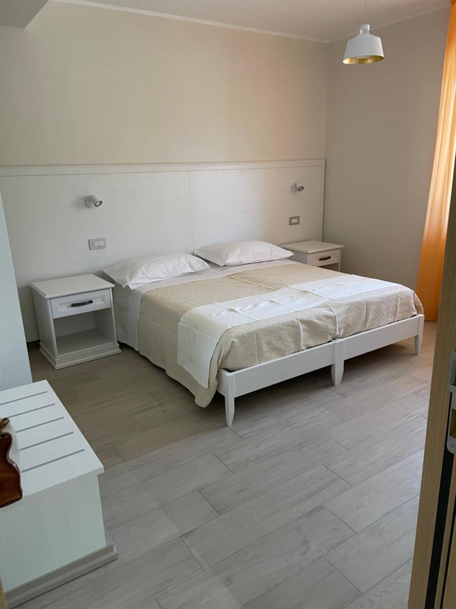 Fd Lorichella Hotel Lorica Ngoại thất bức ảnh