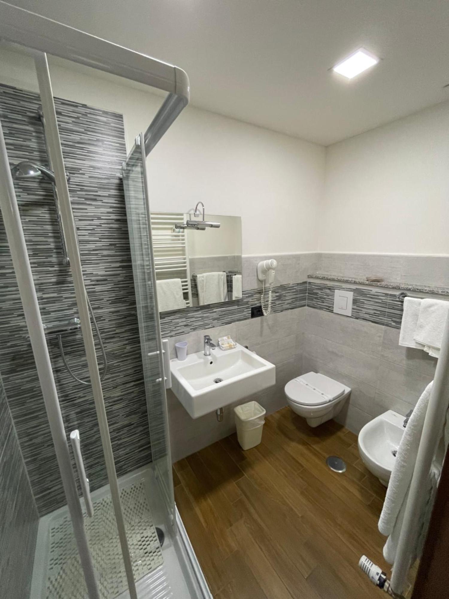 Fd Lorichella Hotel Lorica Ngoại thất bức ảnh