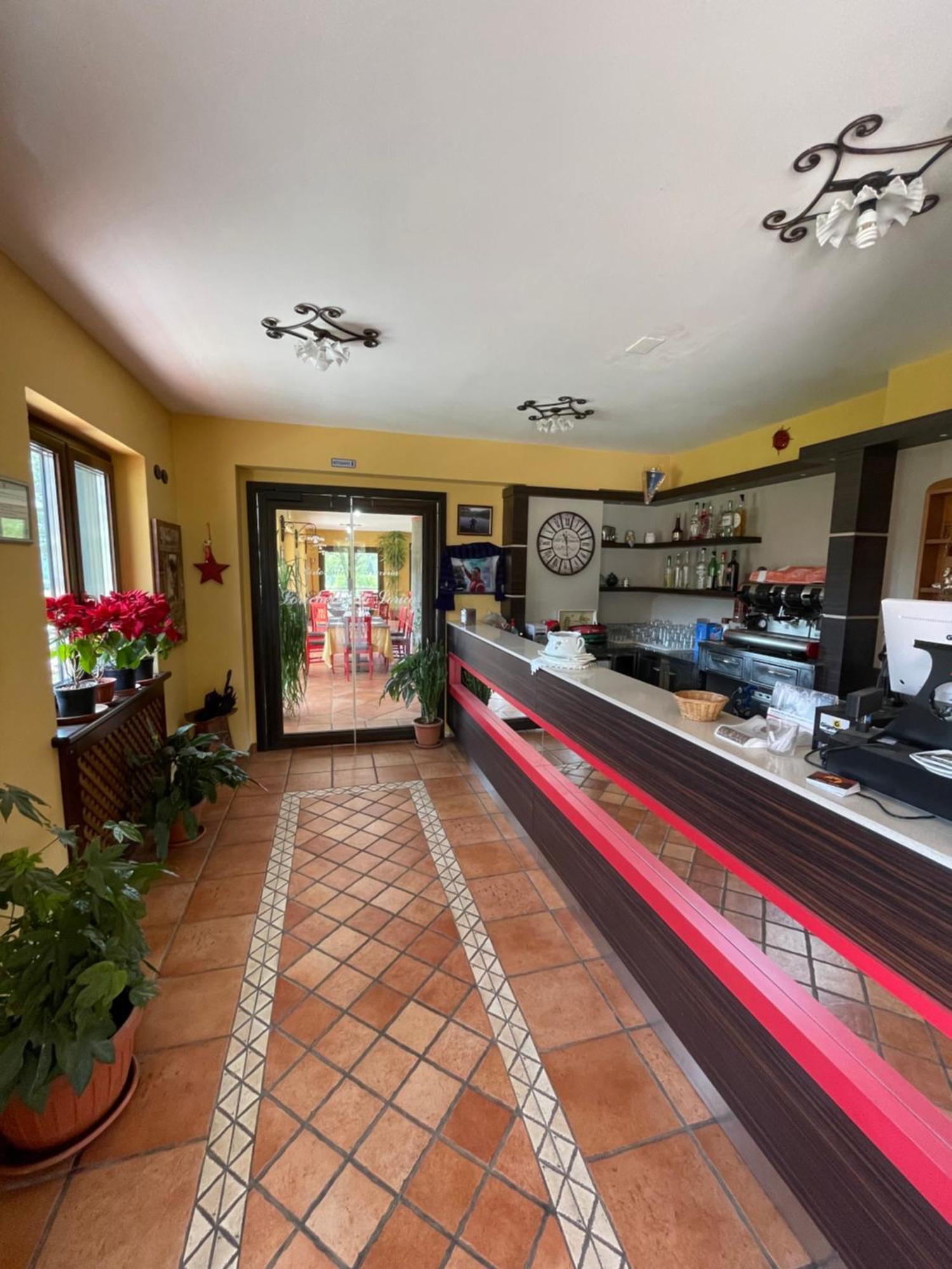 Fd Lorichella Hotel Lorica Ngoại thất bức ảnh